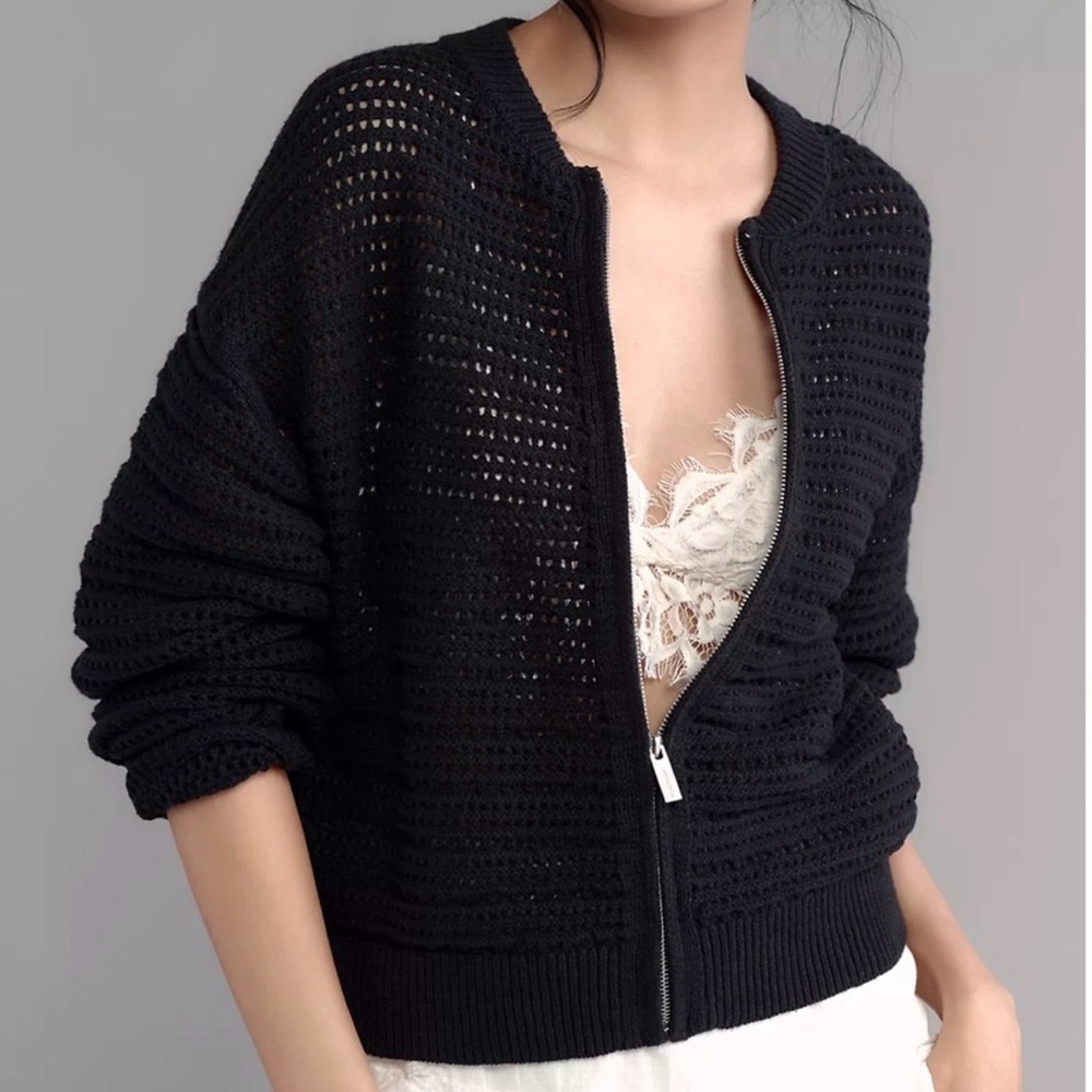 Women’s Sanctuary “Stepping Out” Black Zip-Up Bomber Sweater